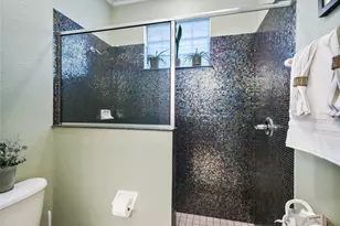 5235 Island Terrace Ct, Lady Lake, FL 32159 - Photo 34