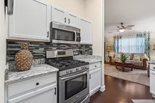 17324 SE 82nd Pecan Terrace, The Villages, FL 32162 - Photo 16