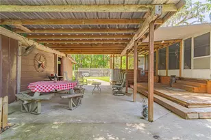 2634 Cr 416N, Lake Panasoffkee, FL 33538 - Photo 4