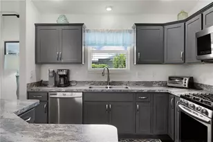 1721 Germakian Ln, The Villages, FL 32163 - Photo 16