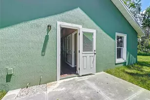 891 Cr 482C, Lake Panasoffkee, FL 33538 - Photo 30