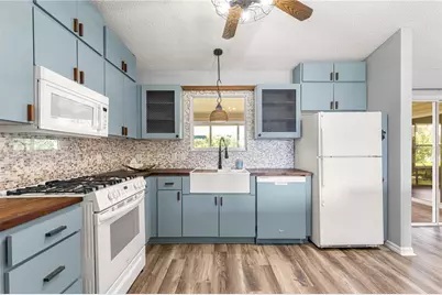 1224 Ballesteros Drive, The Villages, FL 32162 - Photo 10