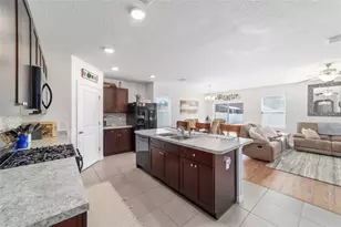 9785 Pepper Tree Trl, Wildwood, FL 34785 - Photo 16