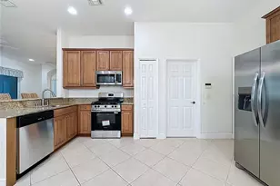 101 Flame Vine Way, Groveland, FL 34736 - Photo 22