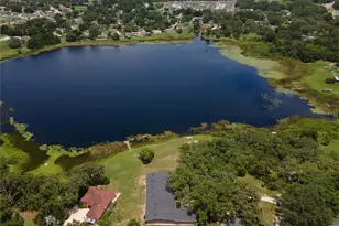 81 N Carol Ave, Mascotte, FL 34753 - Photo 2