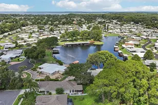 2512 Baywater Rd, Tavares, FL 32778 - Photo 70