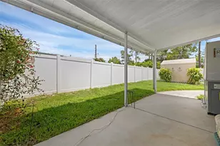 1025 Capella Dr, Tavares, FL 32778 - Photo 30