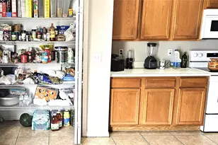 1055 Bluegrass Dr, Groveland, FL 34736 - Photo 6