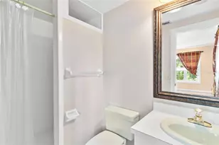 9223 Silver Lake Dr, Leesburg, FL 34788 - Photo 48