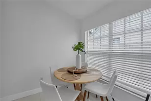 1808 Westpointe Cir, Orlando, FL 32835 - Photo 16