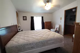 52 Outlet Dr, Lake Panasoffkee, FL 33538 - Photo 24