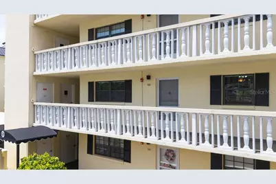 101 N Grandview Street #205, Mount Dora, FL 32757 - Photo 4