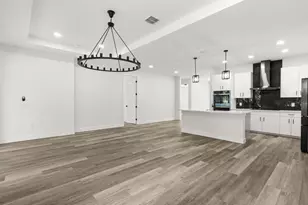 321 Watershore Dr, Leesburg, FL 34748 - Photo 2