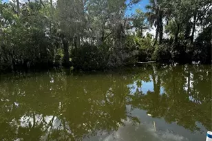 2380 N Watersedge Dr, Crystal River, FL 34429 - Photo 10