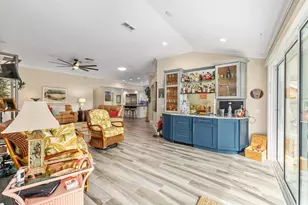 917 Ramos Dr, The Villages, FL 32159 - Photo 14