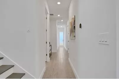 9035 Duany Lane, Lakewood Ranch, FL 34240 - Photo 14