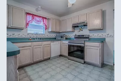 1107 San Antonio Lane, The Villages, FL 32159 - Photo 8