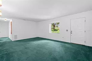 2047 Cr 446, Lake Panasoffkee, FL 33538 - Photo 10