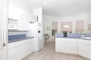 22125 Drawbridge Dr, Leesburg, FL 34748 - Photo 8