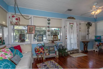 401 E 9th Avenue, Mount Dora, FL 32757 - Photo 4