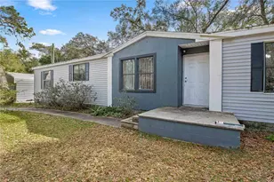 16734 NE 2nd Street Rd, Silver Springs, FL 34488 - Photo 2