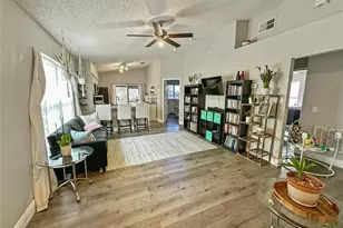 7047 Hickory Branch Cir, Orlando, FL 32818 - Photo 8