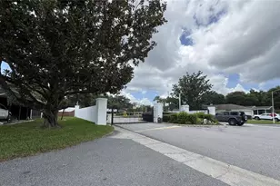 4805 Colonnades Cir E, Lakeland, FL 33811 - Photo 42