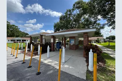 4805 Colonnades Cir E, Lakeland, FL 33811 - Photo 18