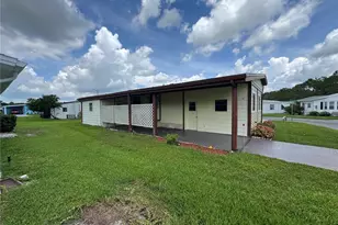 4805 Colonnades Cir E, Lakeland, FL 33811 - Photo 4