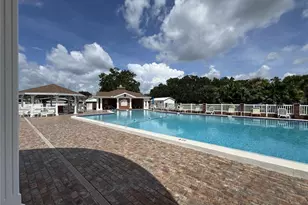 4805 Colonnades Cir E, Lakeland, FL 33811 - Photo 24