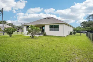 699 S Dixie Dr, Howey in the Hills, FL 34737 - Photo 28