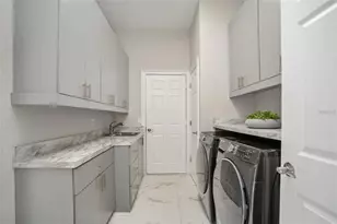 8704 Crestgate Cir, Orlando, FL 32819 - Photo 62