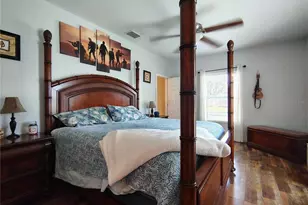 876 Cr 467, Lake Panasoffkee, FL 33538 - Photo 28