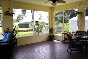 876 Cr 467, Lake Panasoffkee, FL 33538 - Photo 24