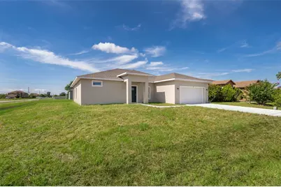 39 Catalina Court, Kissimmee, FL 34758 - Photo 2