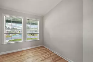 31609 Terrace Dr, Tavares, FL 32778 - Photo 16