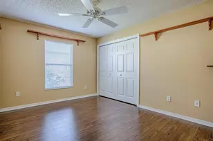 1098 Burnettown Pl, The Villages, FL 32162 - Photo 4