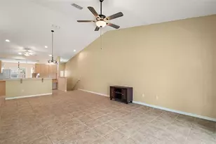 5368 Compass Point, Oxford, FL 34484 - Photo 6