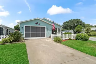 220 Estrada Pl, The Villages, FL 32159 - Photo 2