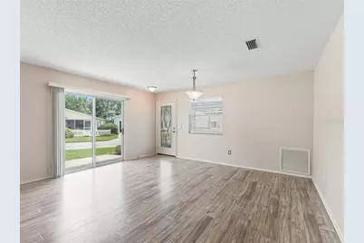 220 Estrada Place, The Villages, FL 32159 - Photo 10