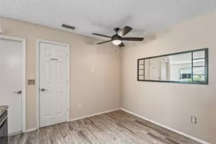 220 Estrada Pl, The Villages, FL 32159 - Photo 18