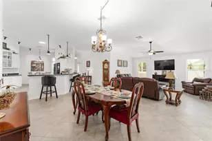 506 Deauville Ct, The Villages, FL 32163 - Photo 14