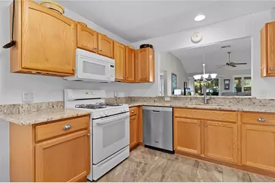 17718 SE 81st Wynstone Avenue, The Villages, FL 32162 - Photo 10