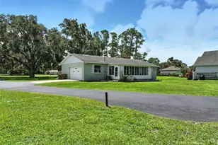 32721 Lake Eustis Dr, Tavares, FL 32778 - Photo 2