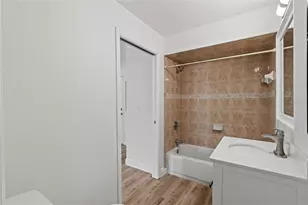 810 Ridge Ave, Wildwood, FL 34785 - Photo 20