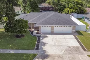810 Ridge Ave, Wildwood, FL 34785 - Photo 34