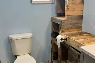 7833 Bay Lake Rd, Groveland, FL 34736 - Photo 16