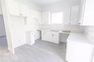 2370 Cr 423, Lake Panasoffkee, FL 33538 - Photo 8