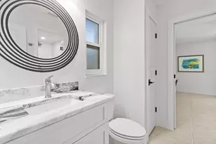 827 SW Kings Bay Dr, Crystal River, FL 34429 - Photo 28