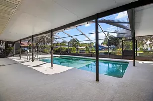 827 SW Kings Bay Dr, Crystal River, FL 34429 - Photo 38